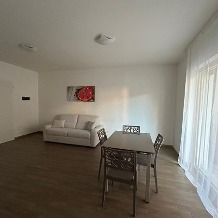 Residence Petroni 16 バーリ エクステリア 写真